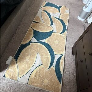 Ruggable - Lemon Slice Patterned 2.5 by 7.